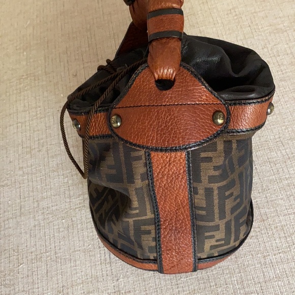Fendi Bucket Bag Zucca Jacquard Leather - Picture 2 of 12